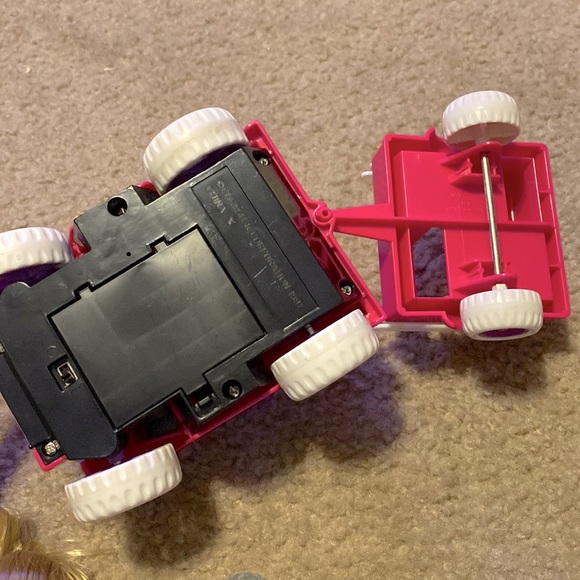 Vintage Barbie Power Wheels Fisher Price Pink Jeep Tommy Doll Twins + Dogs Wagon - Picture 14 of 15